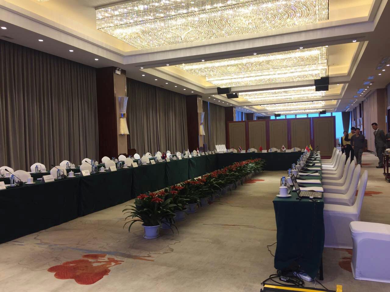 2017年4月18日东盟峰会在南宁南湖名都大酒店举行